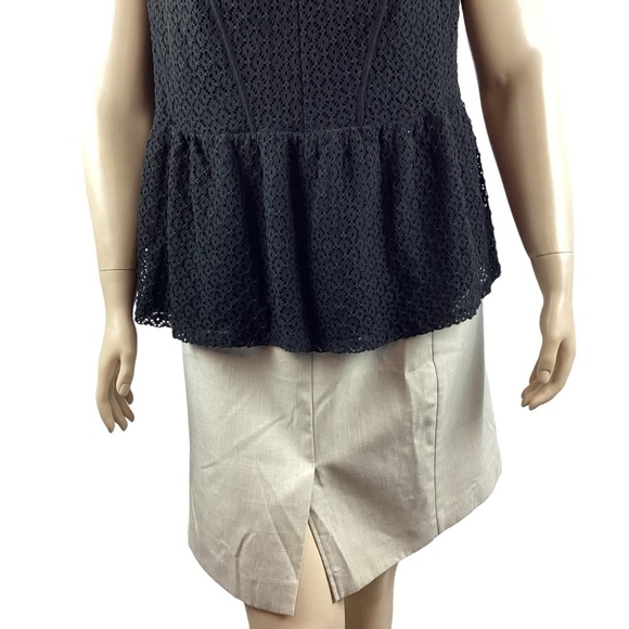 Lane Bryant Top Size 26/28 Black V-Neck Eyelet - Picture 3 of 7